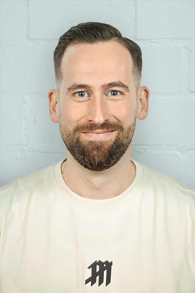 Marcel (Senior Account Manager)