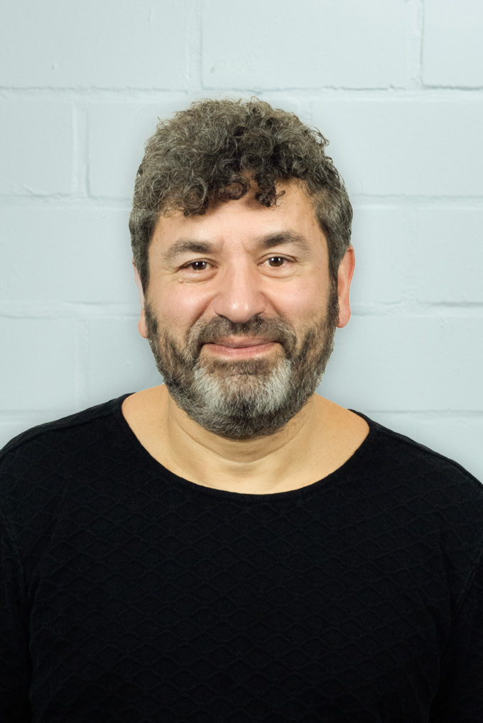 Matthias (Marketing Manager)